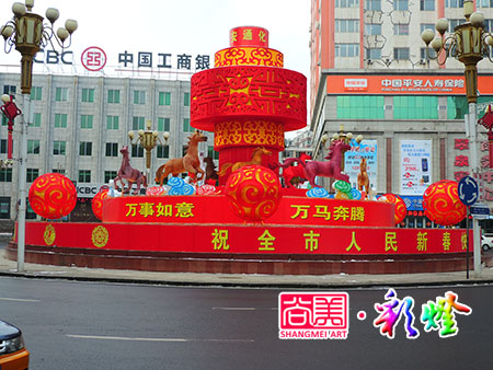 2014年1月吉林通化市大轉(zhuǎn)盤彩燈制作現(xiàn)場